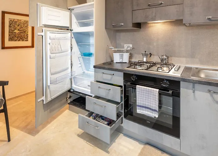 Housmart Montanara 606-2 *