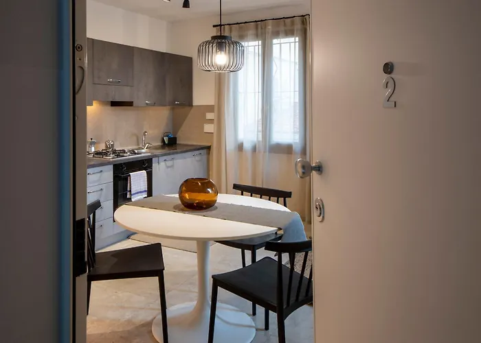 Housmart Montanara 606-2 * Vignola (Emilia-Romagna)