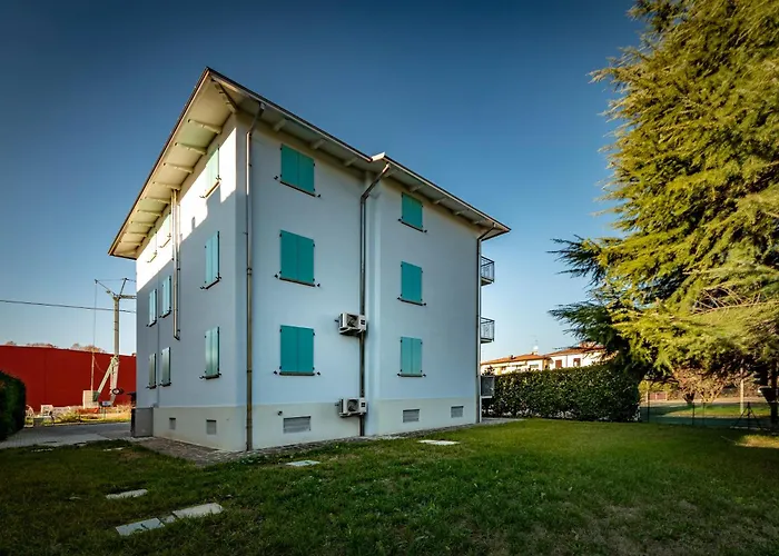 Housmart Montanara 606-2 *